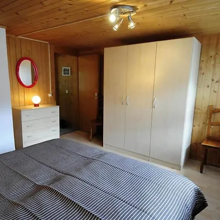 Apartment Domino *